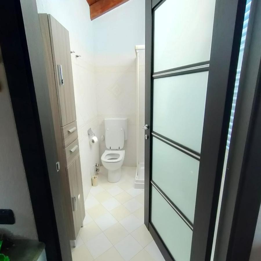 La Maison Lilla Fenis Kültér fotó